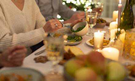 CONSEJOS PARA DISFRUTAR DE UNAS FIESTAS DE FIN DE AÑO SALUDABLES